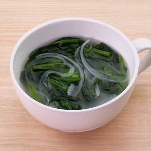 「ほうれん草のコンソメスープ」のレシピ動画