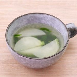 「かぶのコンソメスープ」のレシピ動画