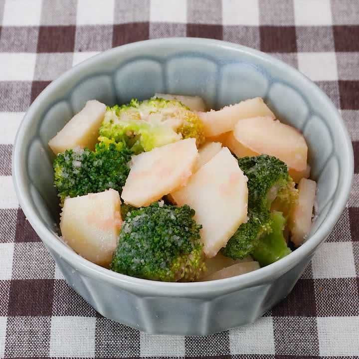ブロッコリーとじゃがいものたらこあえ
