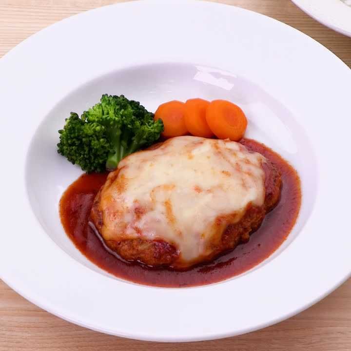 トマト煮込みチーズハンバーグ