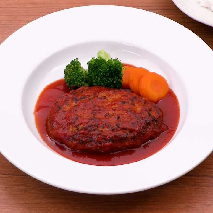お手軽トマト煮込みハンバーグ
