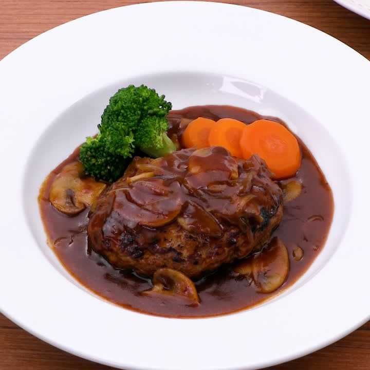 ビーフシチュー煮込みハンバーグ