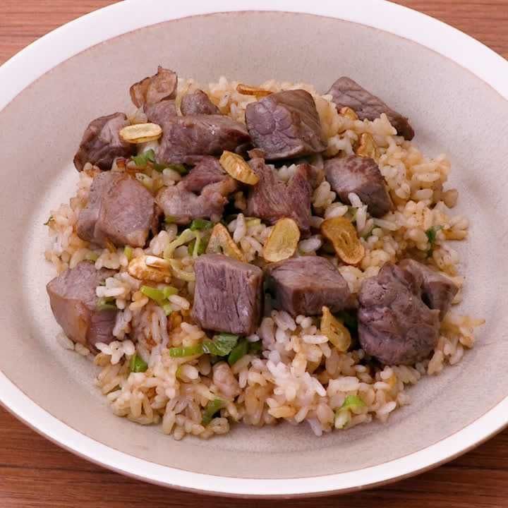 ガーリックステーキチャーハン