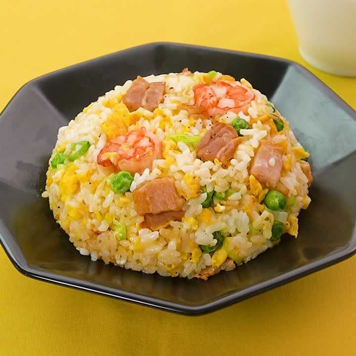 定番五目チャーハン