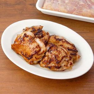「下味冷凍 鶏もも肉のはちみつみそ焼き」のレシピ動画