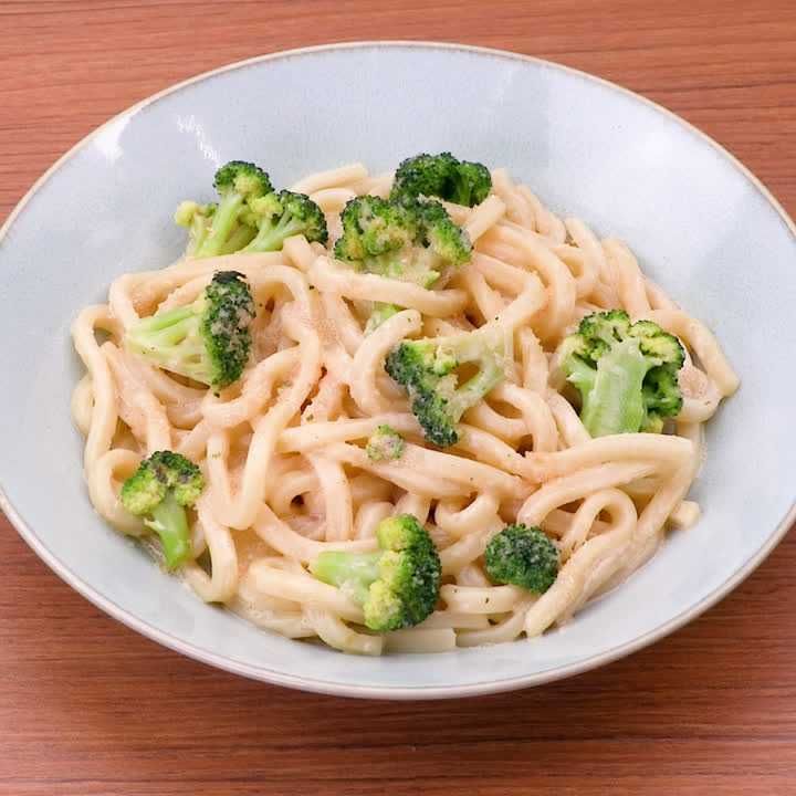 お昼ごはんにぴったり ブロッコリーの明太マヨうどんのレシピ動画 作り方 Delish Kitchen