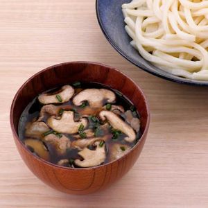 「豚肉としいたけのつけうどん」のレシピ動画