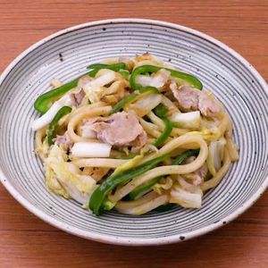 「白菜焼きうどん」のレシピ動画