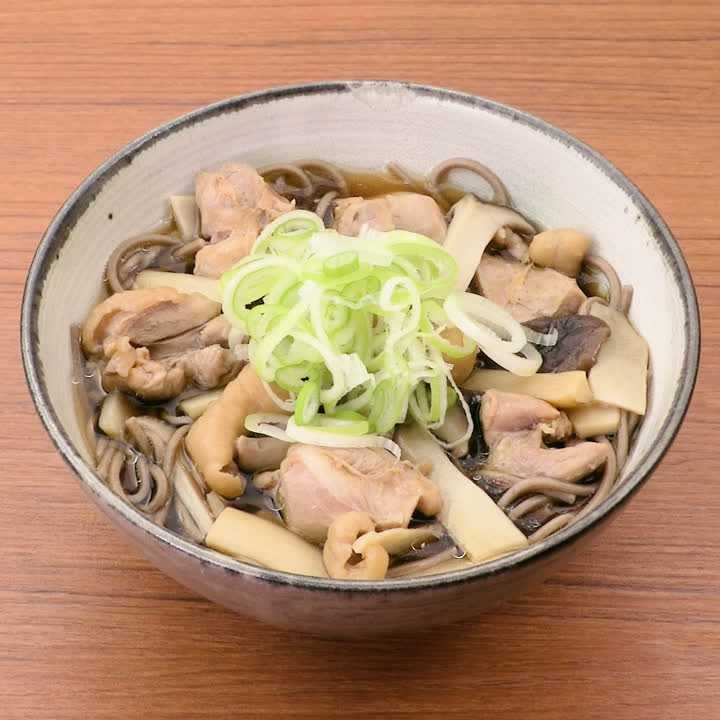 鶏肉とエリンギの蕎麦