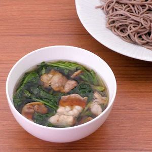 「豚肉とほうれん草のつけ蕎麦」のレシピ動画