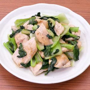 鶏むね肉とチンゲン菜のからし味噌炒め