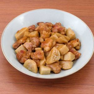 鶏肉と里芋の甘酢炒め