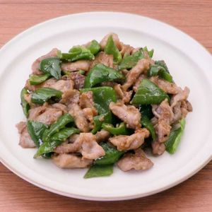 「豚肉とピーマンの味噌炒め」のレシピ動画