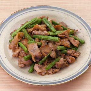 豚肉といんげんの味噌炒め