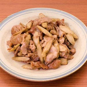 「豚肉とごぼうの味噌炒め」のレシピ動画