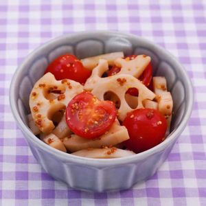 「れんこんとミニトマトの粒マスタードサラダ」のレシピ動画