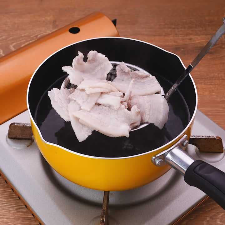 豚バラ肉の脂抜きの方法