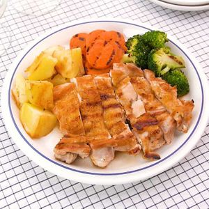 「野菜たっぷりチキンソテー」のレシピ動画