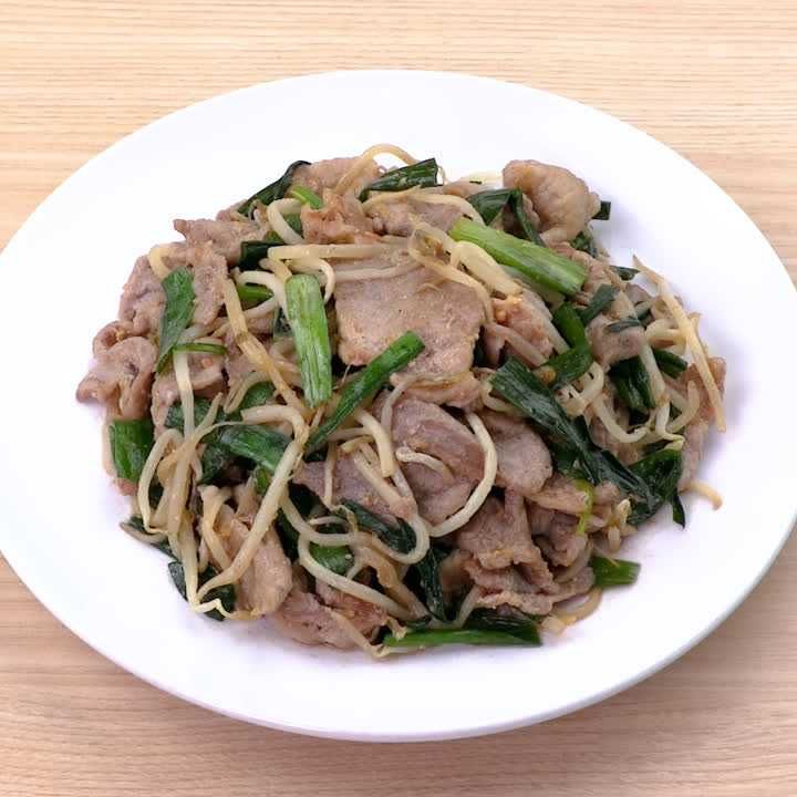 豚こまとにらの味噌炒め