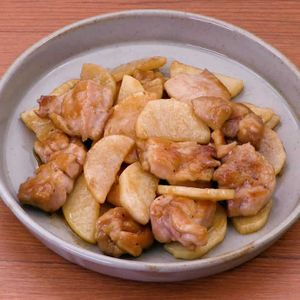 「鶏肉と長芋のオイスター炒め」のレシピ動画