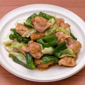 鶏もも肉とキャベツのオイスター炒め