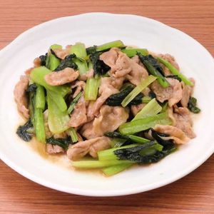 「豚肉と小松菜のオイスター炒め」のレシピ動画