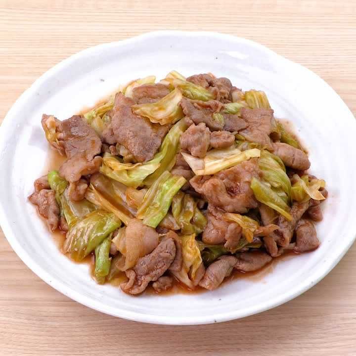 豚肉とキャベツのケチャップ炒め