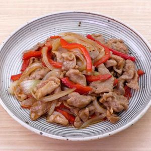 「豚肉とパプリカのオイスター炒め」のレシピ動画