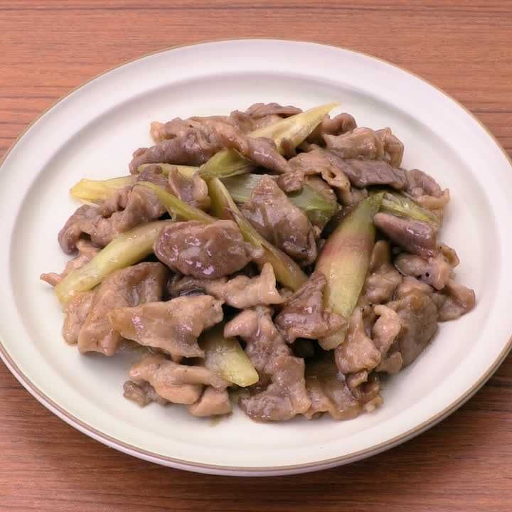 豚肉とみょうがの甘辛炒め