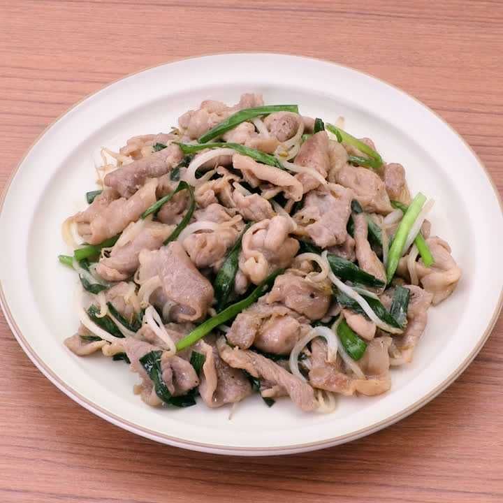 豚こまとにらの甘辛炒め