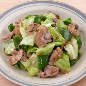豚肉とキャベツとピーマンのポン酢炒め
