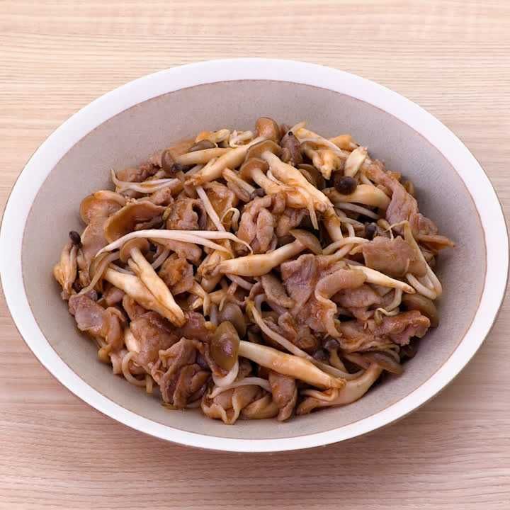 豚こまときのこのケチャップ炒め