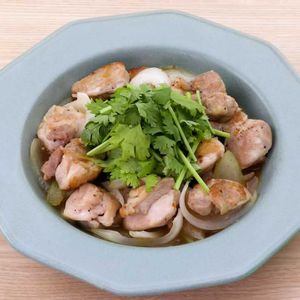 「鶏肉のエスニック照り煮」のレシピ動画