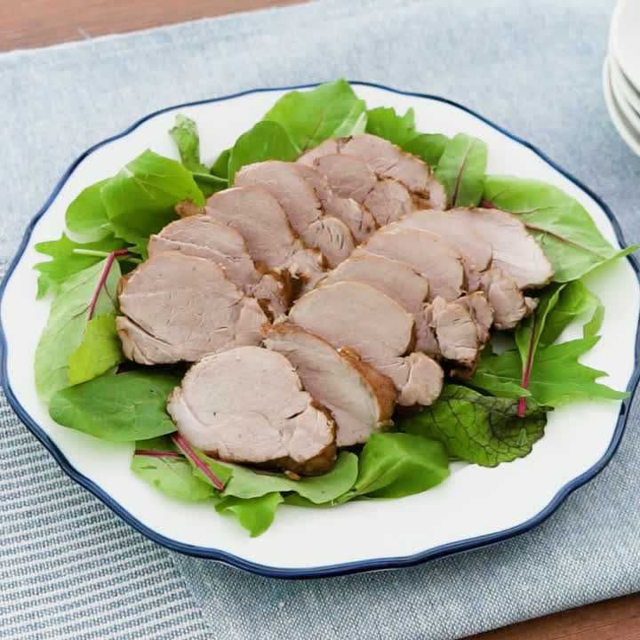 豚ヒレブロック肉の紅茶煮