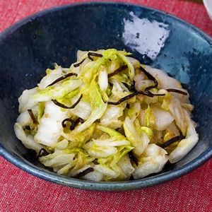 「白菜のうま塩あえ」のレシピ動画