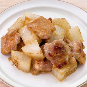 鶏肉と大根の味噌炒め