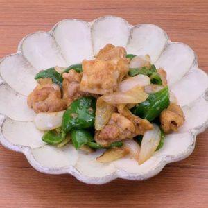鶏もも肉とピーマンの味噌炒め