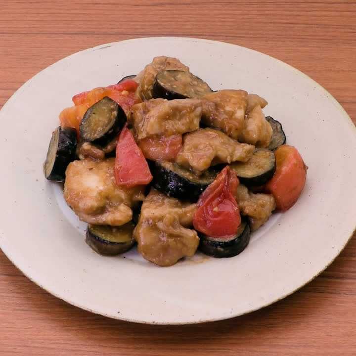 鶏もも肉となすの味噌炒め