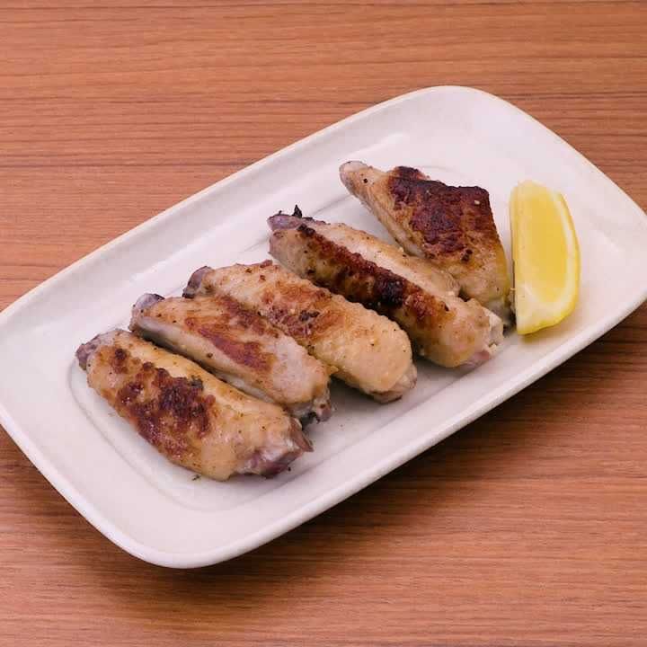 【手羽中の使い方】人気レシピ24選！幅広い味付けをご紹介♪