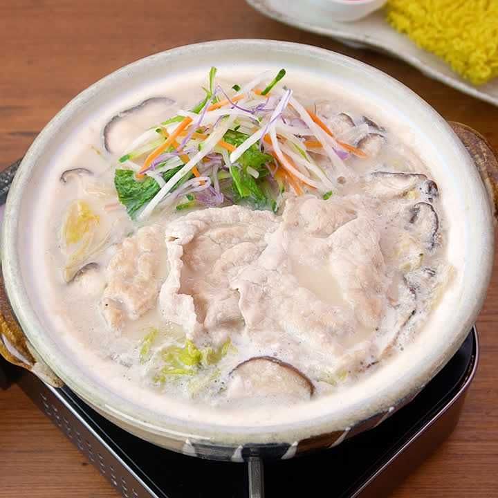 豚ロースと白菜のとんこつ醤油風鍋