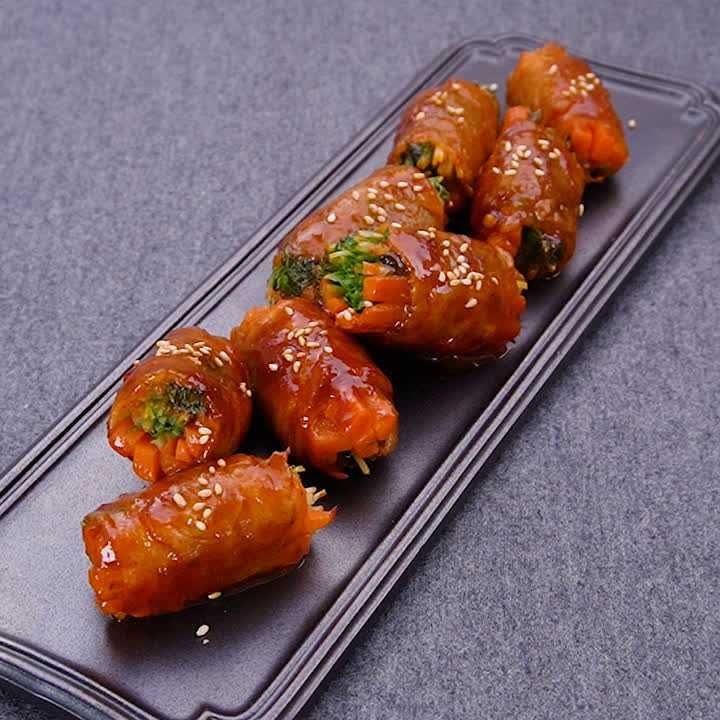 豚肉とにんじんの韓国風肉巻き