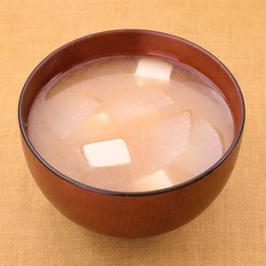 大根と豆腐の味噌汁