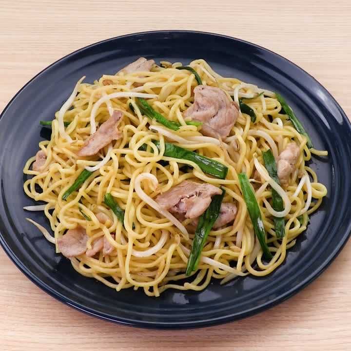 ニラともやしの焼きそば