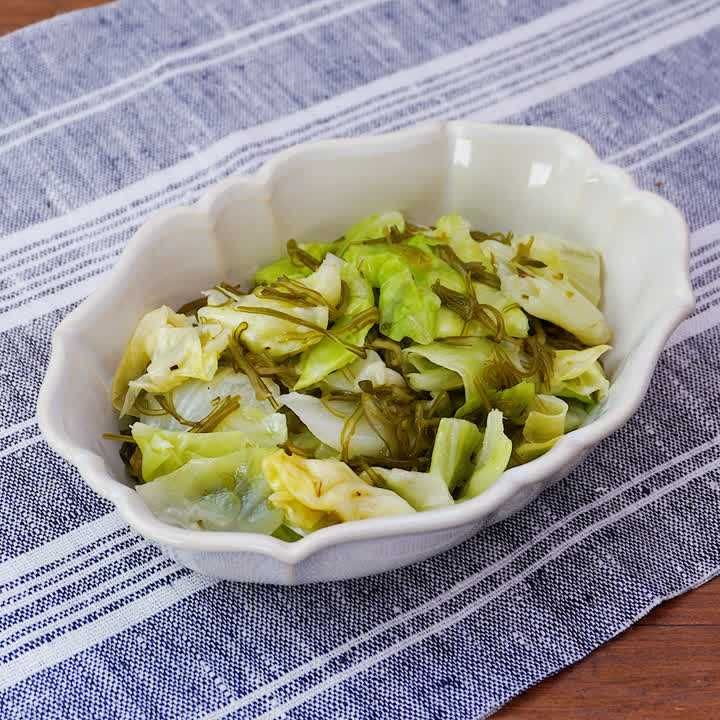 キャベツとめかぶの柚子胡椒あえ