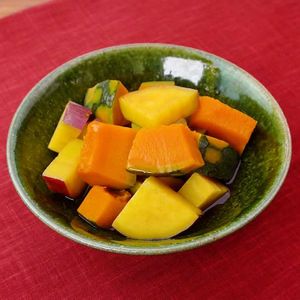 「さつまいもとかぼちゃの煮物」のレシピ動画