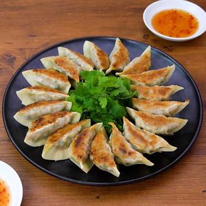 「パクチー餃子」のレシピ動画