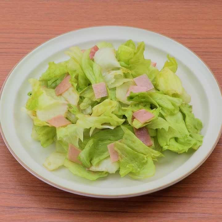 レタスとハムの和風サラダ