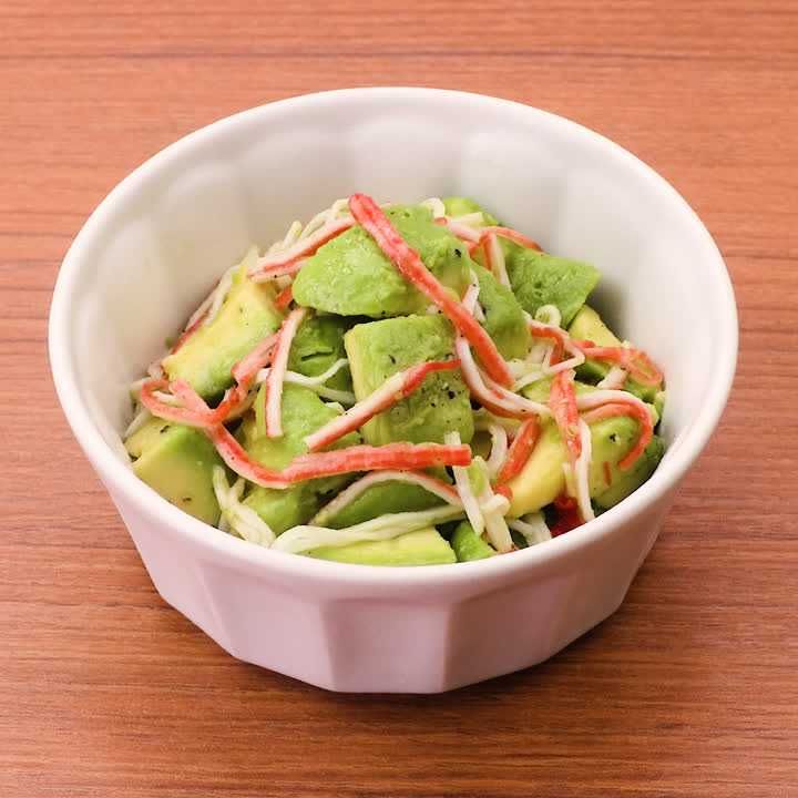 アボカドとかにかまぼこのイタリアンサラダ