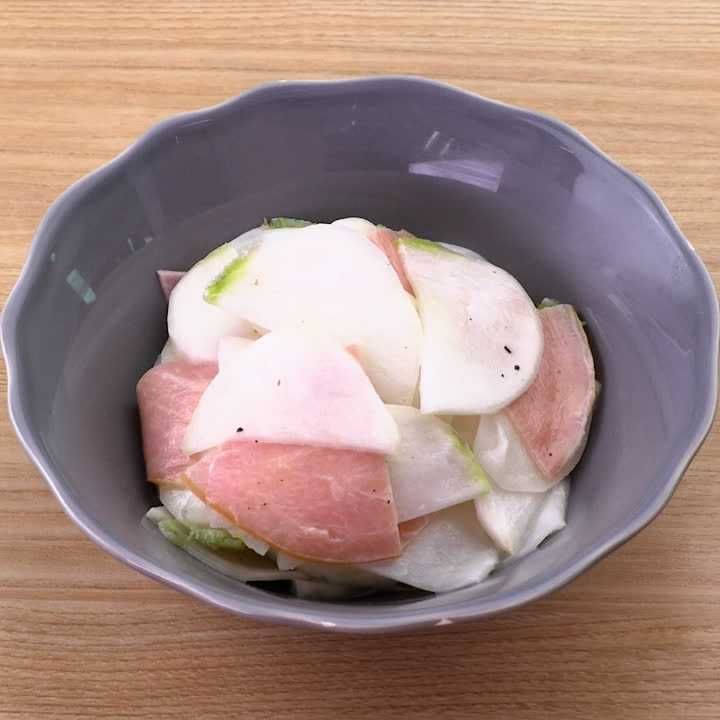 かぶとハムのフレンチサラダ