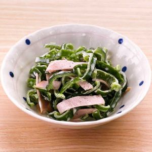 ピーマンとハムのフレンチサラダ